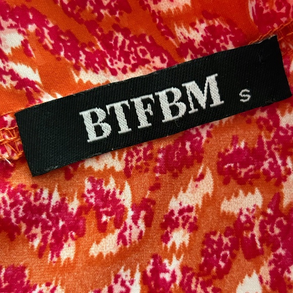 BTFBM Short Sleeve Mock Neck Ruffle Summer Print Boho Top, Size S - Picture 13 of 13